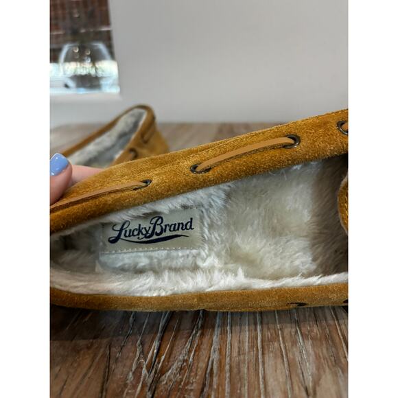 Lucky Brand Suede Moccasin Loafer Fur LIned Slippers Size 9 - Picture 3 of 5